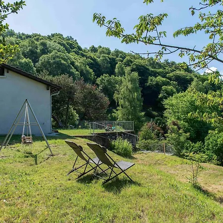 Luxury Nature Retreat Planchette 2