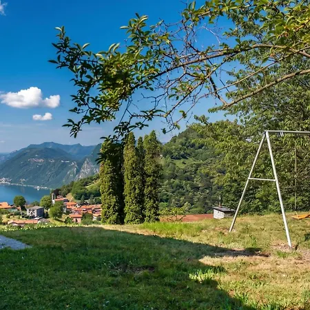 Luxury Nature Retreat Planchette 2 *